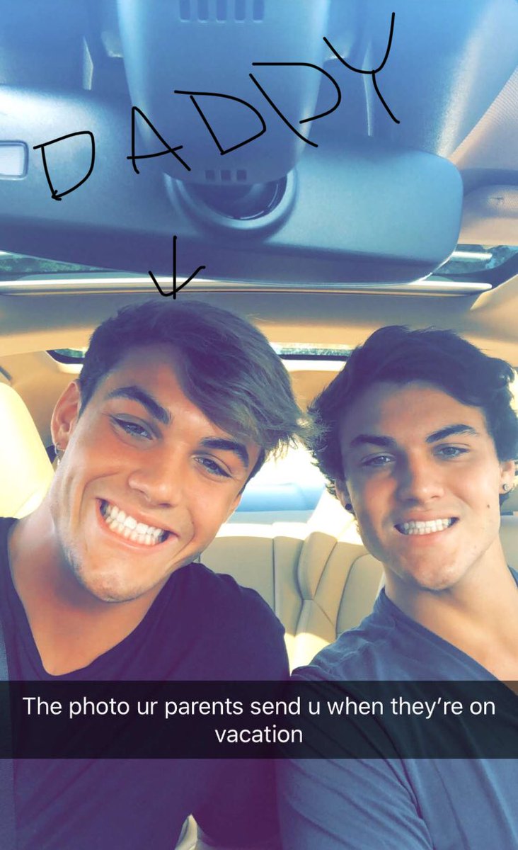 thebabyedwin's tweet photo. Grayson is such a dad https://t.co/VW412HybGa