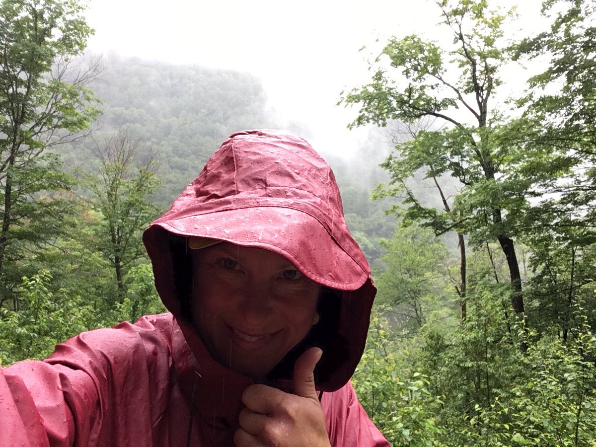 nm_mullins's tweet image. So sweet is the transition from feeling super dorky to feeling super smug!  Dorky rain gear? Maybe! But oh so dry in the deluge! 

Forever #functionoverform!! 

#beprepared #hikingintherain #hiking #LyeBrookFalls