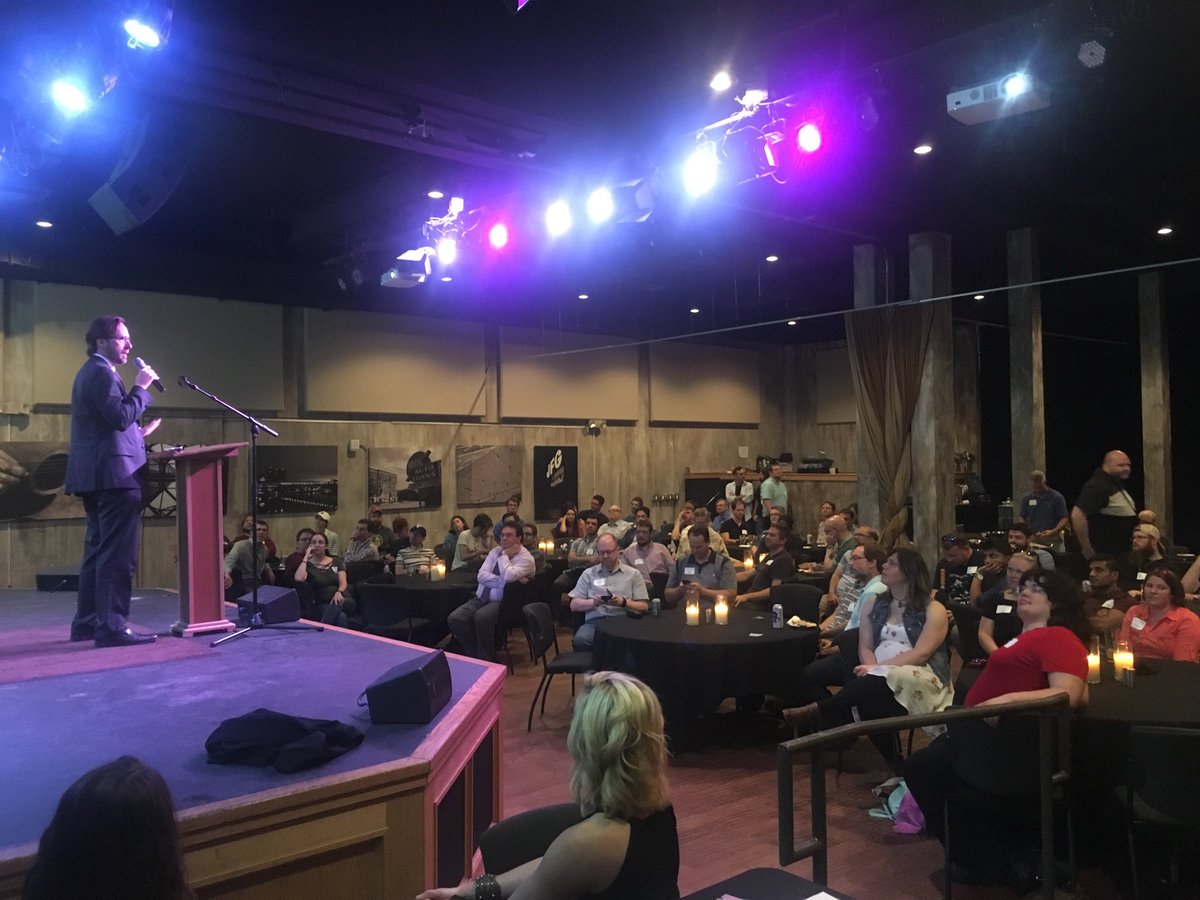 utyaya's tweet image. Thanks to ⁦@jfmayshark⁩ for presenting the #opendataproject to a packed room of ⁦@knoxdevs⁩ tonight. #Knoxville #knoxdevs #technology #tech #data #wheresmytree ⁦@premierTECHjobs⁩