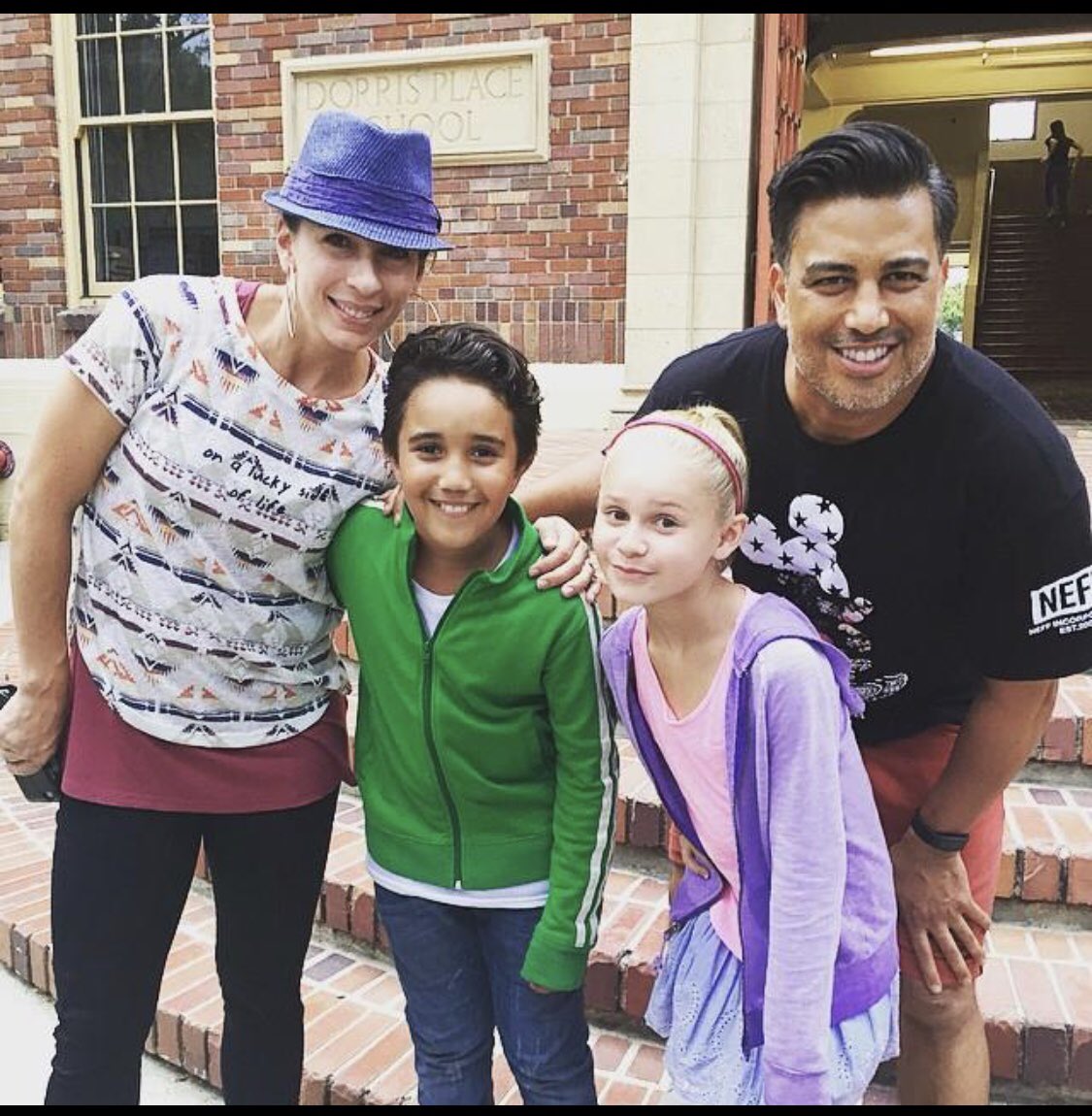 IsaiahJermod's tweet photo. #tbt 3 years ago when we wrapped filming a commercial for a week for @abcmouse w @nappytabs & so many cool friends. #abcmouse #nappytabs #dance #blockids https://t.co/coN69EyOOX