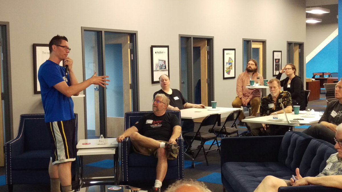 mspwordpress's tweet image. Learning how @TobyCryns took charge of his freelancing life!