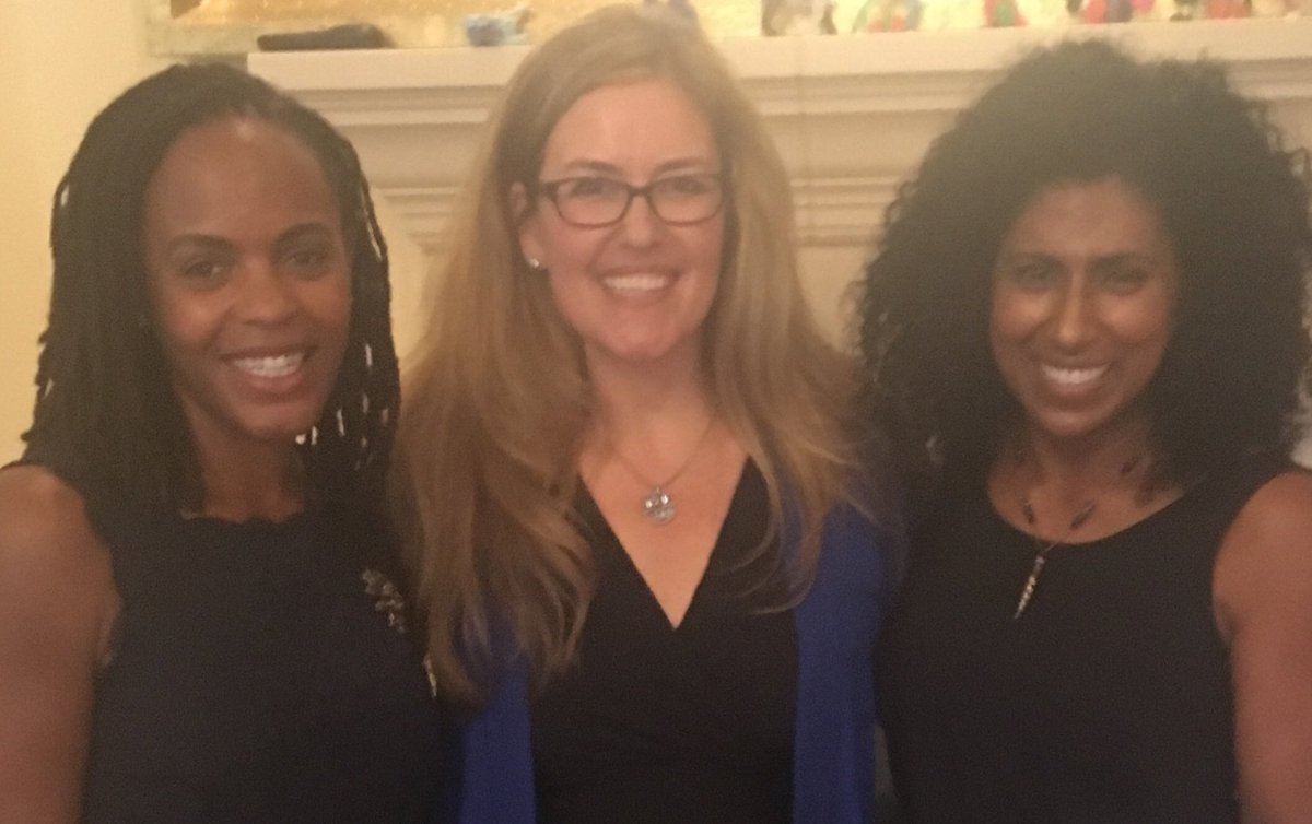 aplerhoples's tweet photo. Huge supporter turnout for @JenniferWexton in Great Falls tonight! #electWexton https://t.co/XHhJm27We6
