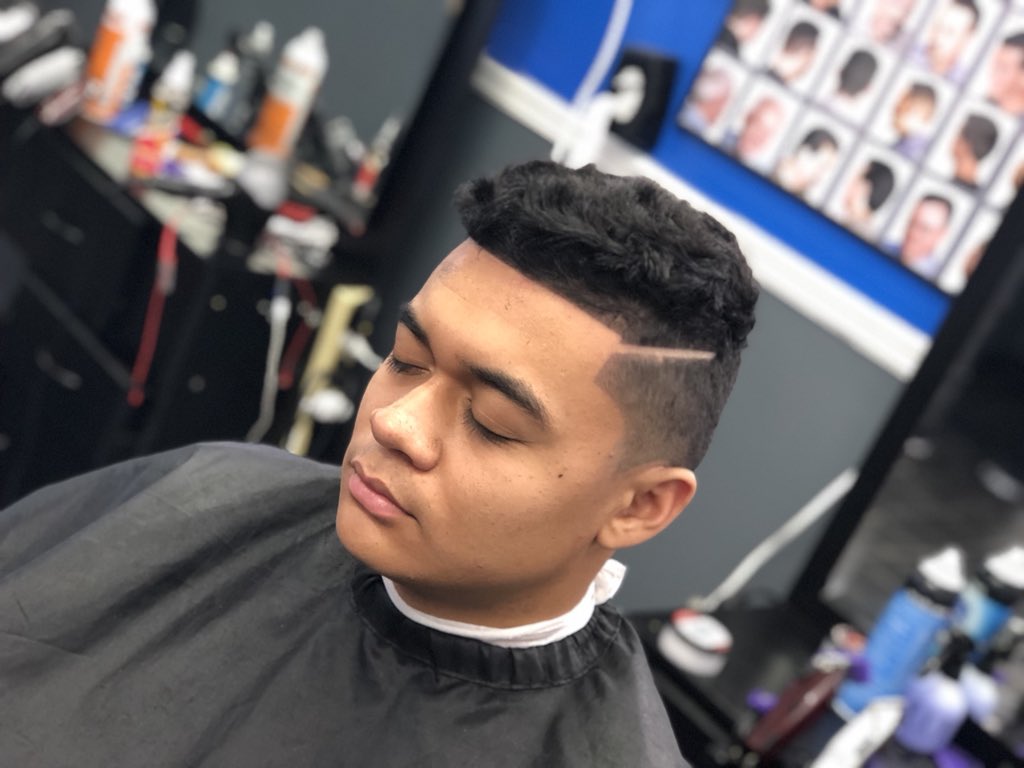 cutsbyzach's tweet image. Just wanted to drop this right here 🔥. Go follow my barber page on IG #charlotte #charlottebound