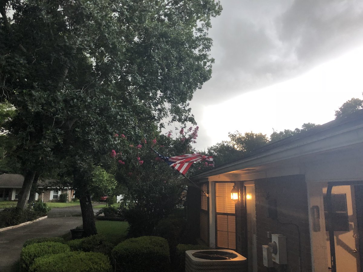 Larry Ashley tweet media