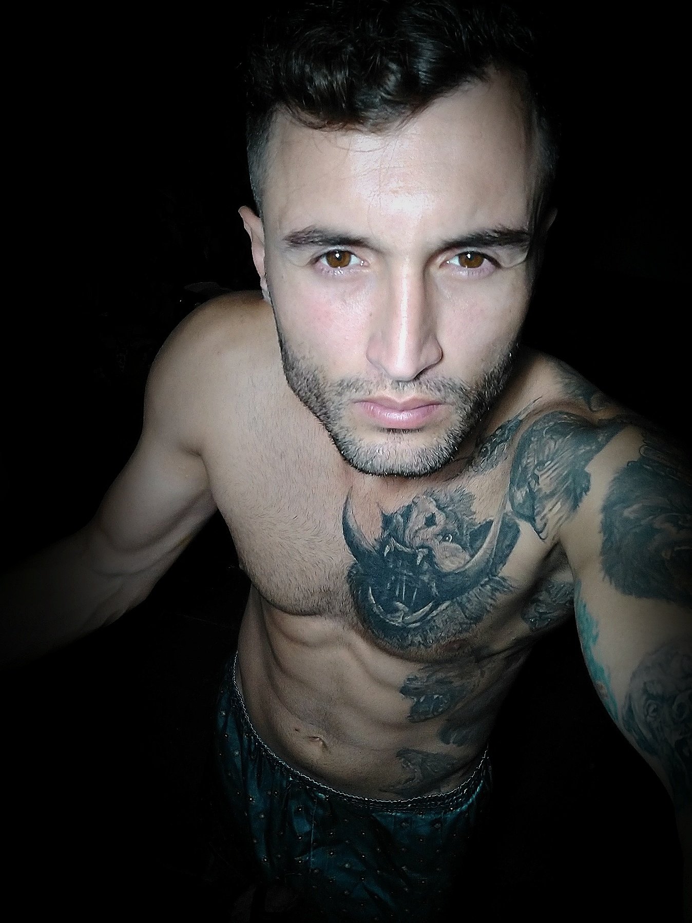 Dg0_ioWWAAAUvyL.jpg:large