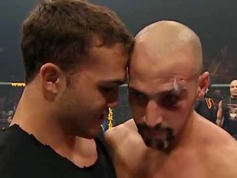 Throwback to @ruthless_rl reassuring me that it was not a cut and that I may want to look at the replay Lol. UFC 40 MGM Grand Garden Arena November 22, 2002 almost 17 years ago. Crazy to think how far this sport has come and that, this bad ass motherfucker Robbie is still fightin
