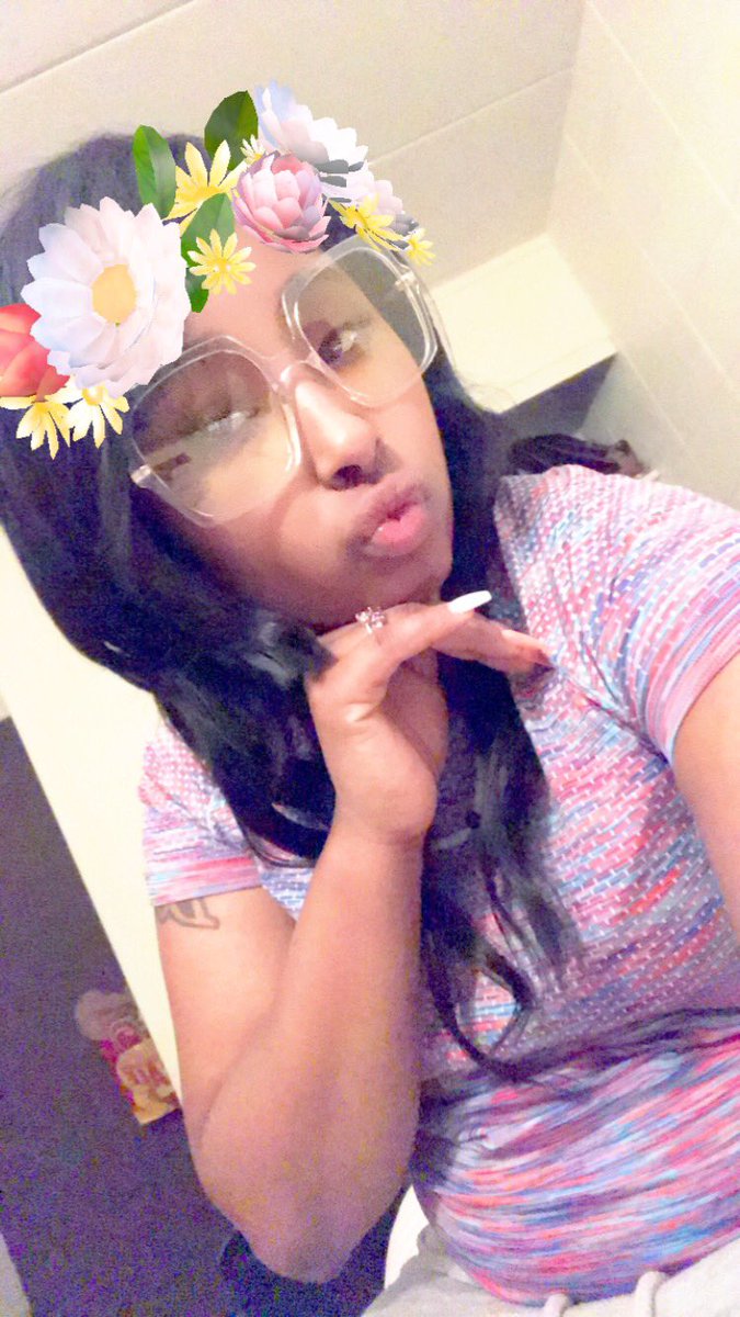 jodie_sister's tweet image. Chill mode😍 #Daysago