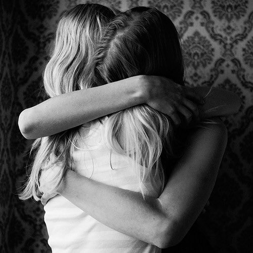 CollopyStrong's tweet photo. Today I met Liz &amp; Carrie. B-mom &amp; S-mom. The assignment was to come with 5 positives about each other &amp; their fears.  We learned the fears were ridiculously funny and their compliments gave them a fresh start.  #stepfamily #stepparenting #strongwomen https://t.co/guIw1CzTHR https://t.co/Im5Qay5E13