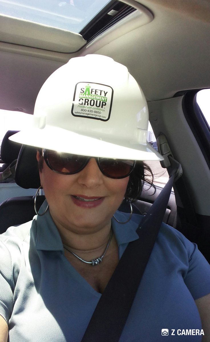 partnerlinx's tweet image. I just don't talk the talk, I walk the walk!! #clienttour #safetyfirst #Safetymanagementgroup
@SafetyMgtGroup #handsonrecruiter