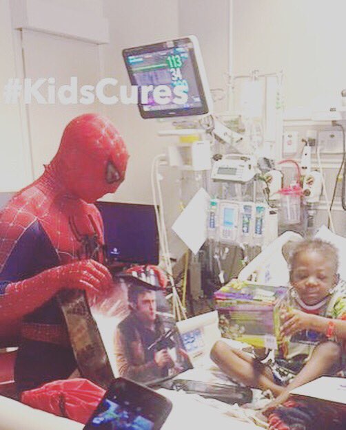 KidsCures's tweet photo. This week’s visit to the hospital was truly something special for children. #KidsCures #ComfortBuildaBag #Belle
#HospitalVisit #KohlsCares
#DisneyPrincesses
#MakeADidference
#Give #Hope #Cure
#Toybags #Kids #teens #Marvel #SuperHeroes #Charity https://t.co/fcNOBrUzQa