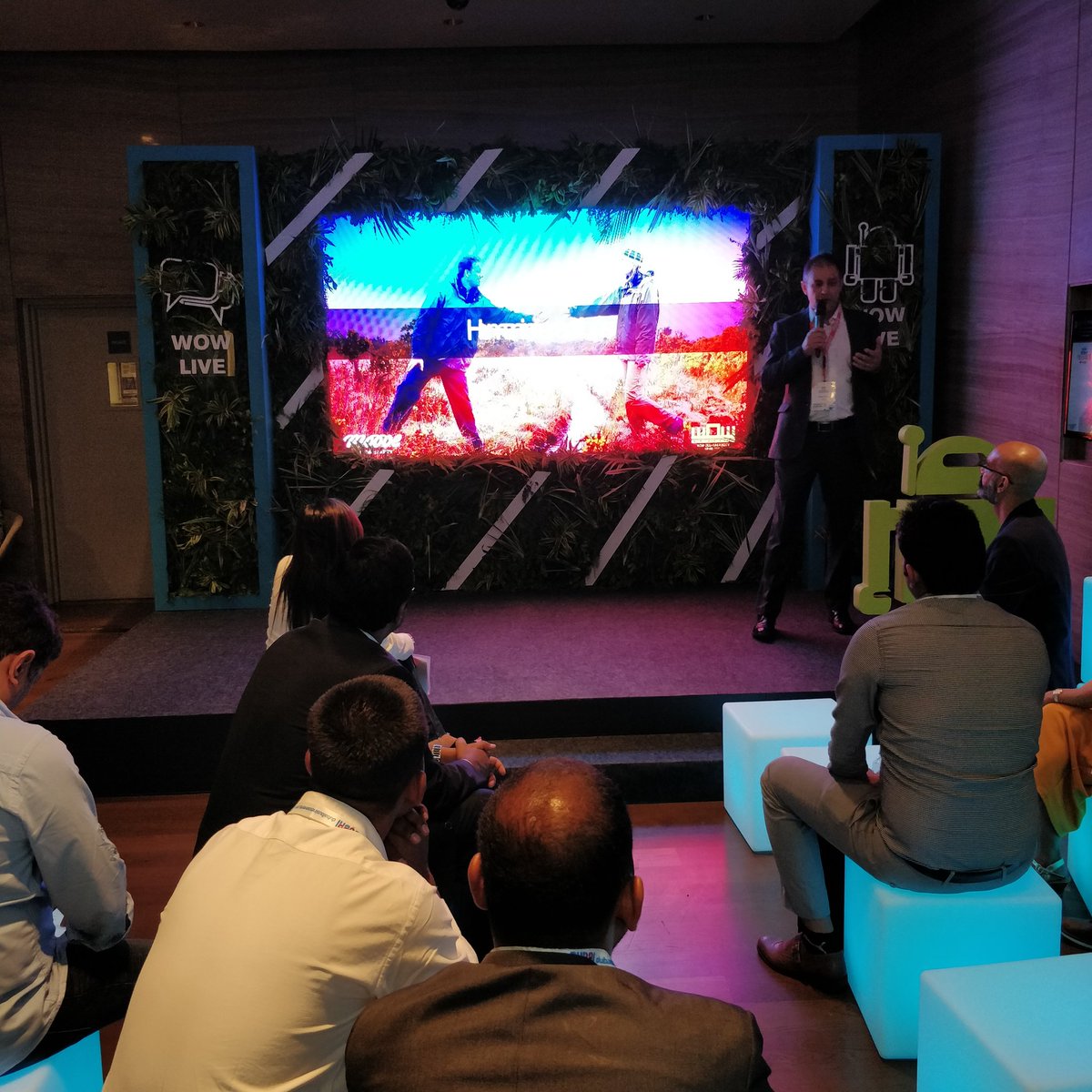 #WOWLIVE is underway with Albert Roca from Mooveteam sharing some valuable tips on event management. Head to Pullman New Delhi Aerocity for exciting insights! #WOWAwardsAsia #TheWOWDecade #EventProfs