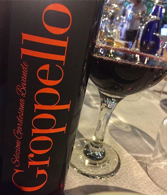 When you go to Lake Garda, take a chance to try local red wines like Groppello #wine ift.tt/2lDJcA6