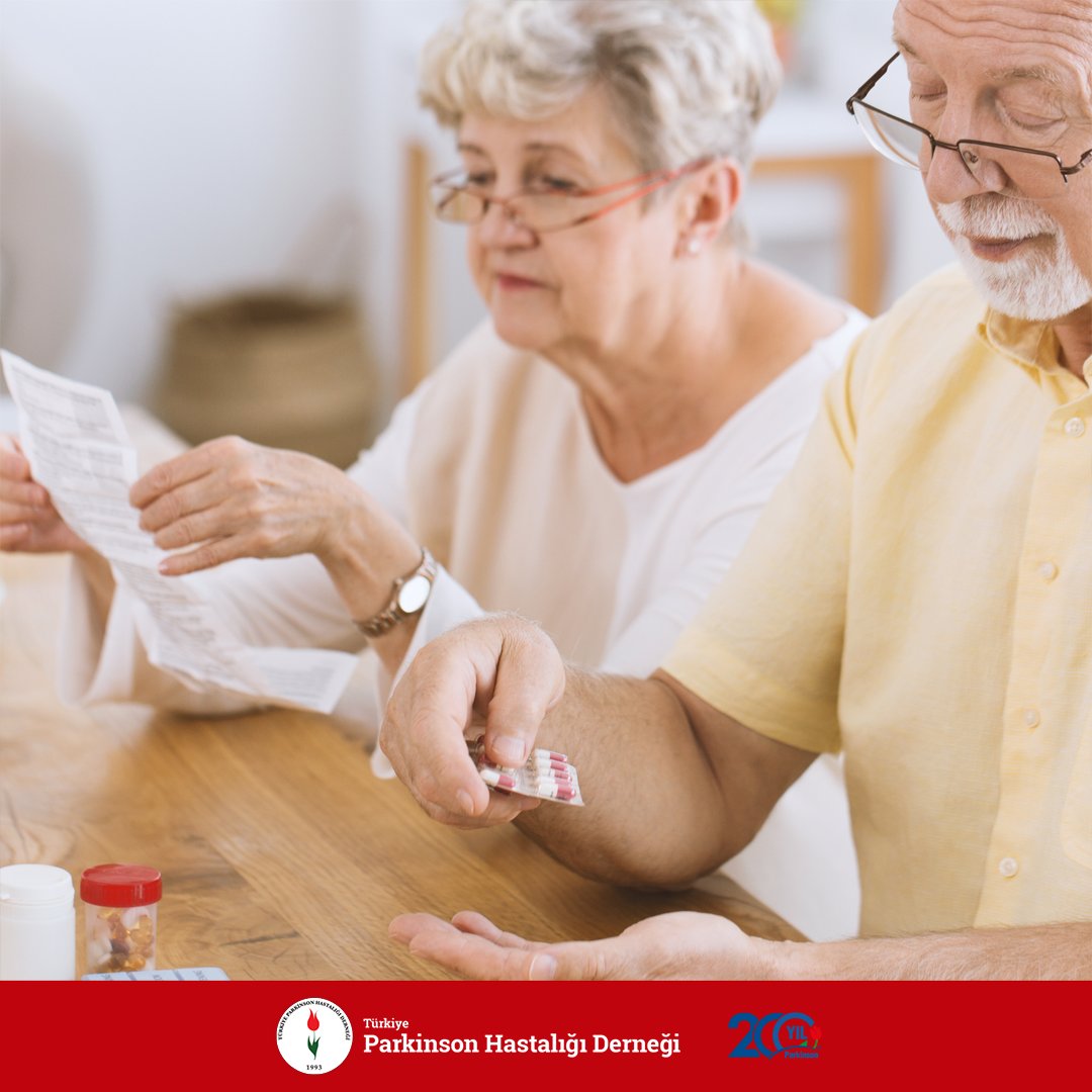 Parkinson hastalarının hayat kalitesini artırmak adına hasta yakınları kritik önem taşımaktadır. İlaçların aksatmadan kullanılmasını sağlamak, hastayı harekete teşvik etmek ayrıca konuşma ve dil becerilerini geliştirmek hasta yakının düzenli olarak uygulaması gereken eylemlerdir.