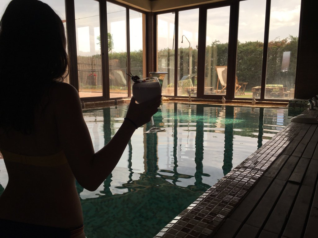 EMainetes's tweet photo. ¿Ya tienes plan para este #verano? ¿No?
Qué te parece...
- #Piscina
- #Vino
- #Spa
- Desconexión
- Diversión con un sin fin de actividades...
Déjate mimar en @EMainetes https://t.co/mg5VncO5qP