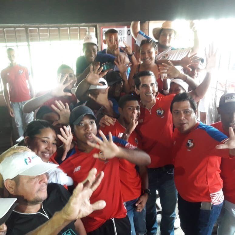 edwinz2014's tweet photo. La Selección de Panamá culminó con gallardía su participación en el Mundial Rusia 2018, gracias, si gracias debemos darle a nuestros guerreros que nos cumplieron un sueño de ser mundialistas. Hoy junto a mis compartidarios del Circuito 8-10, disfrutamos del juego Panamá-Tunez. https://t.co/xwFtkzdaCj