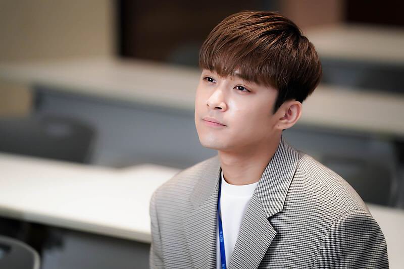 глухая модель. богатый парень сериал. реклама davidoff. богатый парень 2018. Kim jun myeon.