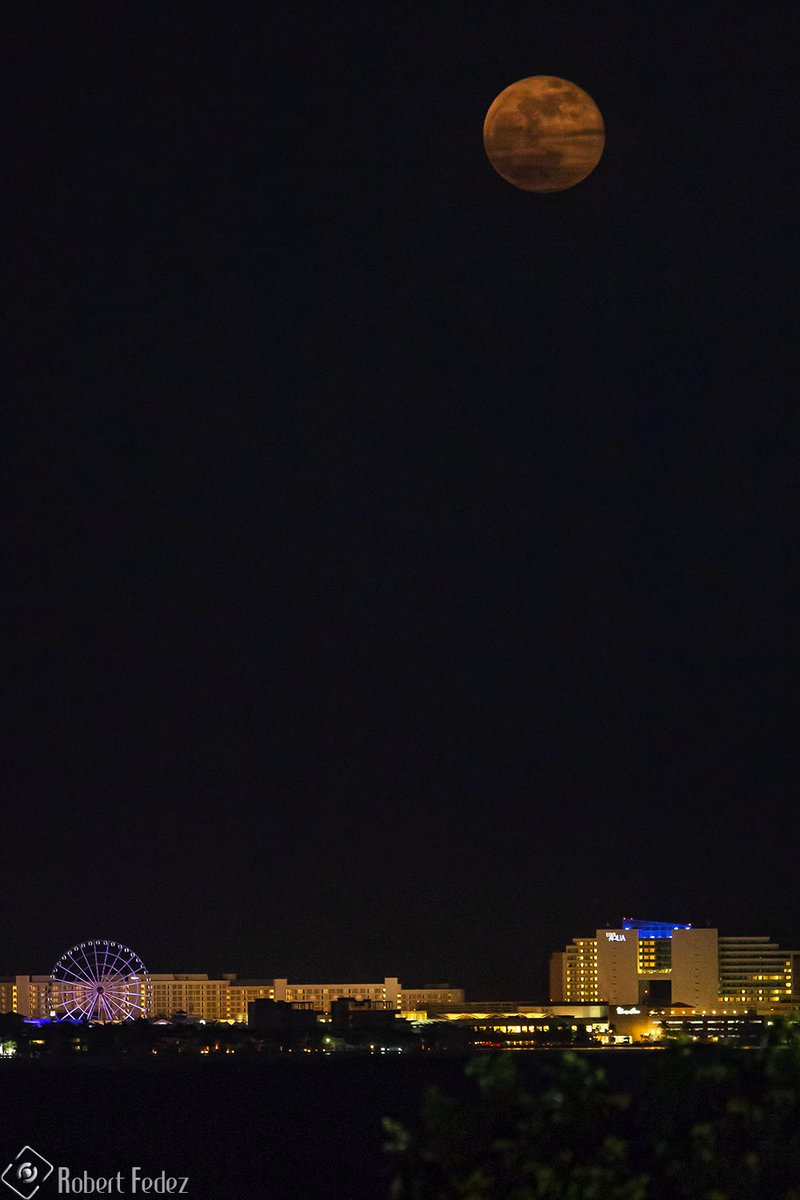 Vía : La luna de esta noche en Cancun, versión fondo de pantalla. (: Buenas noches CADeMlEkhG | Webcams de México | Scoopnest Vía : La luna de esta noche en Cancun, versión fondo de pantalla. (: Buenas noches CADeMlEkhG | Webcams de México | Scoopnest