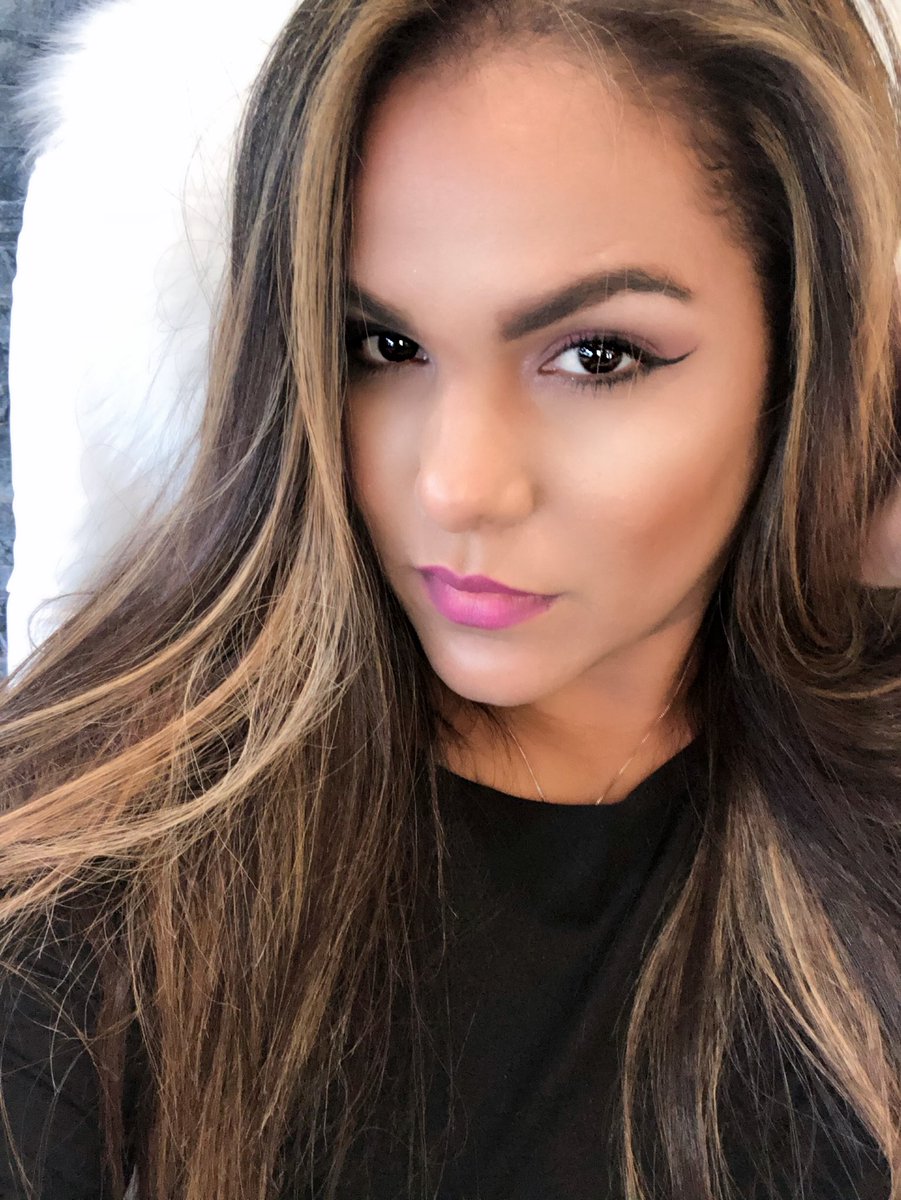 WorldOfNailsand's tweet photo. Loving my new hair much needed!!! Ask for IRIS next door to my Nails beauty lounge #curlyhair to #straighthair #haircolor #plantationfl #nailbar #beautylounge #nails #hair https://t.co/OGunPyR68R