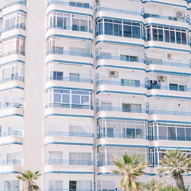 Inspired by that vintage 70s vibe in Calpe 💦 #workhousecollective #creativestudio #photography #film #spain🇪🇸 #costablanca #summersunselection ift.tt/2tNWoWS