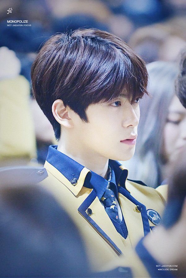 peet_pitcha's tweet image. my sunbaenim 

My #TeenChoice for #ChoiceNextBigThing is #NCT @NCTsmtown