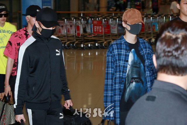 Btsarmyspace_'s tweet image. [PRESS] @BTS_twt arrived at Incheon Airport #JUNGKOOK  

#BTSARMY #ChoiceFandom #TeenChoice
☁
