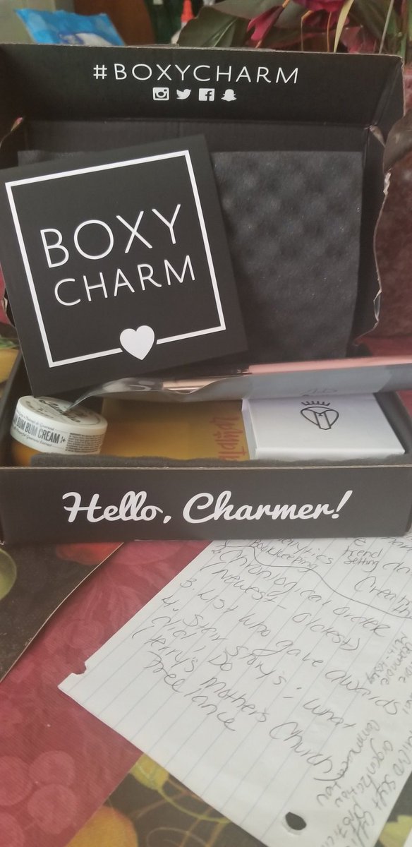 Jay_b3auty's tweet photo. Hey guys!! Before you go to sleep why not check out my new video!! 👇🏽👇🏽https://t.co/0jMxTI9TXU
#unboxing #boxyqueen #boxycharm #SmallYouTuberCommunity #SmallYouTuberArmy #makeup #youtube #dremtgi #earlymorning #FridayMotivation #SubscribeNow #supportmychannel #newyoutuber https://t.co/DDcChjo4Fg