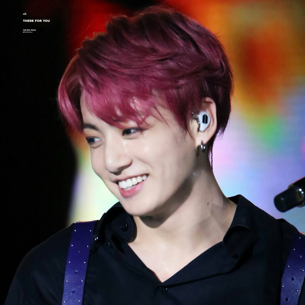 Jungkook berambut merah