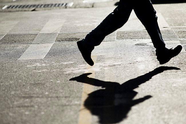 PioneerPress's tweet photo. Drivers stopping for pedestrians on the rise in St. Paul, U of M study finds https://t.co/jjxFcgLt3s https://t.co/44pirlFfe7