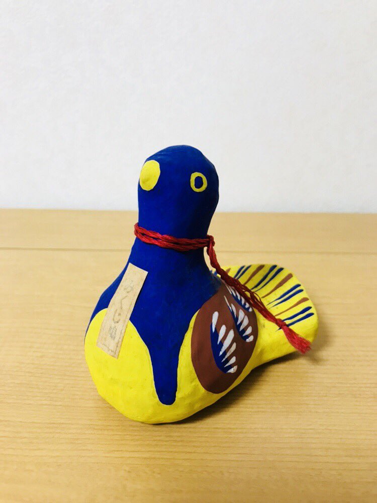 大分県) 豊泉堂さんの みくじ鳩。宇佐神宮の授与品として張り子で作