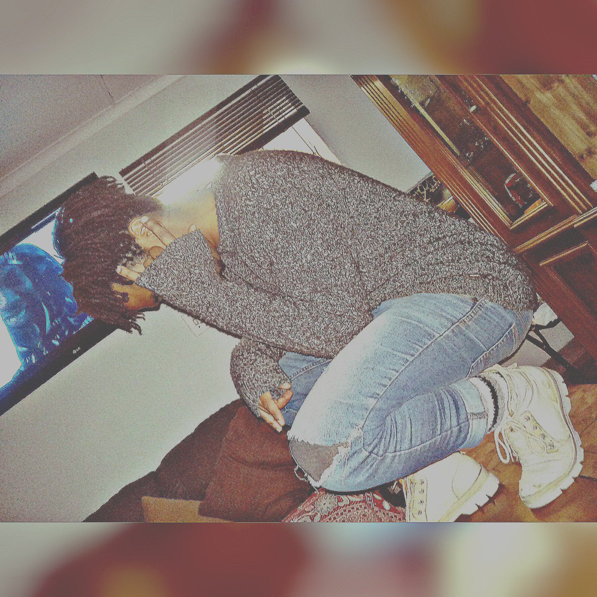 Waxxy_Raurii's tweet photo. #DropYourOutfitLook 🌺🌹🍁 https://t.co/v5vOXuoENR