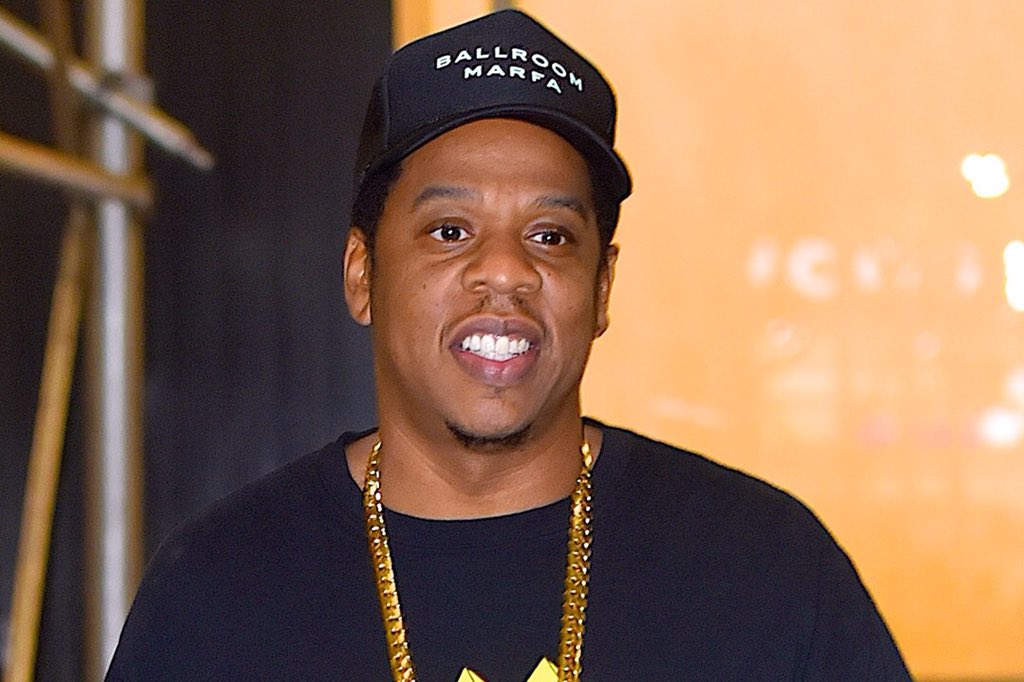 XXL's tweet photo. “I got your President tweeting/I won't even meet with him/Y'all killed X and let Zimmerman live/Streets is done”—Jay-Z on new Drake collab “Talk Up” https://t.co/hgoVGTi7yw https://t.co/er6BJa8HiN