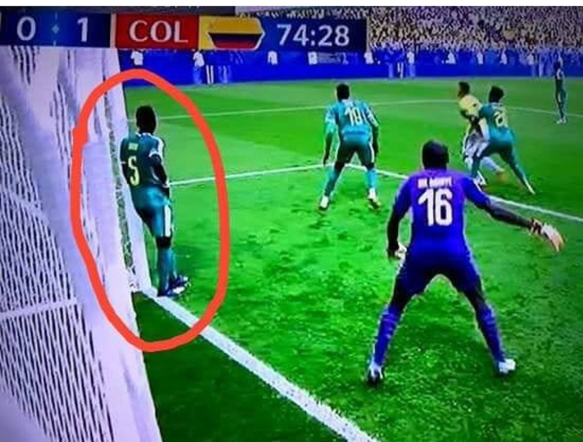valomelo's tweet photo. @cobbo3 No way we were going to make it with this attitude #Senegal #worldcup https://t.co/8a0UNNXrvk