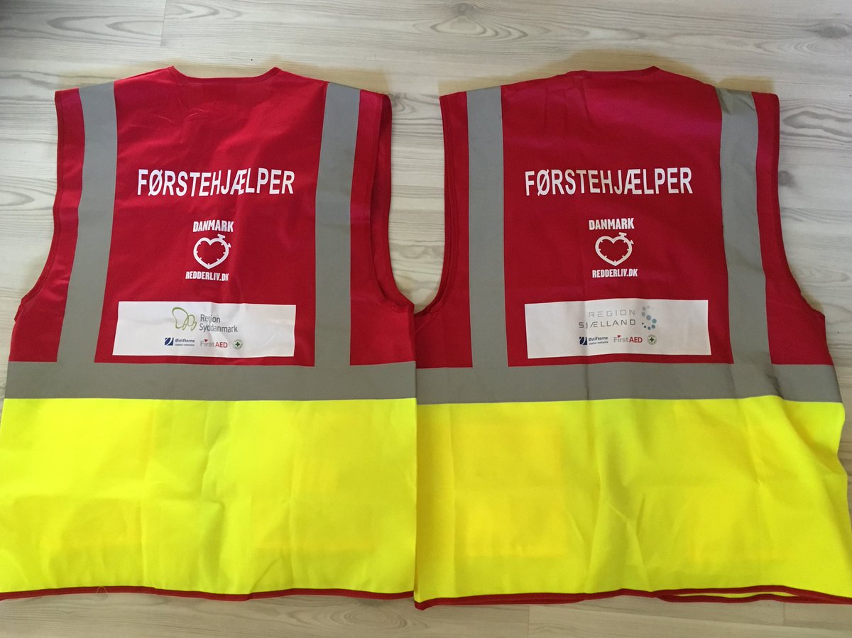hwhj's tweet photo. Så er jeg klar til at give en hjælpende hånd med, når jeg kommer uden for øen. #danmarkredderliv #firstaed https://t.co/CUZ7wmNzzL