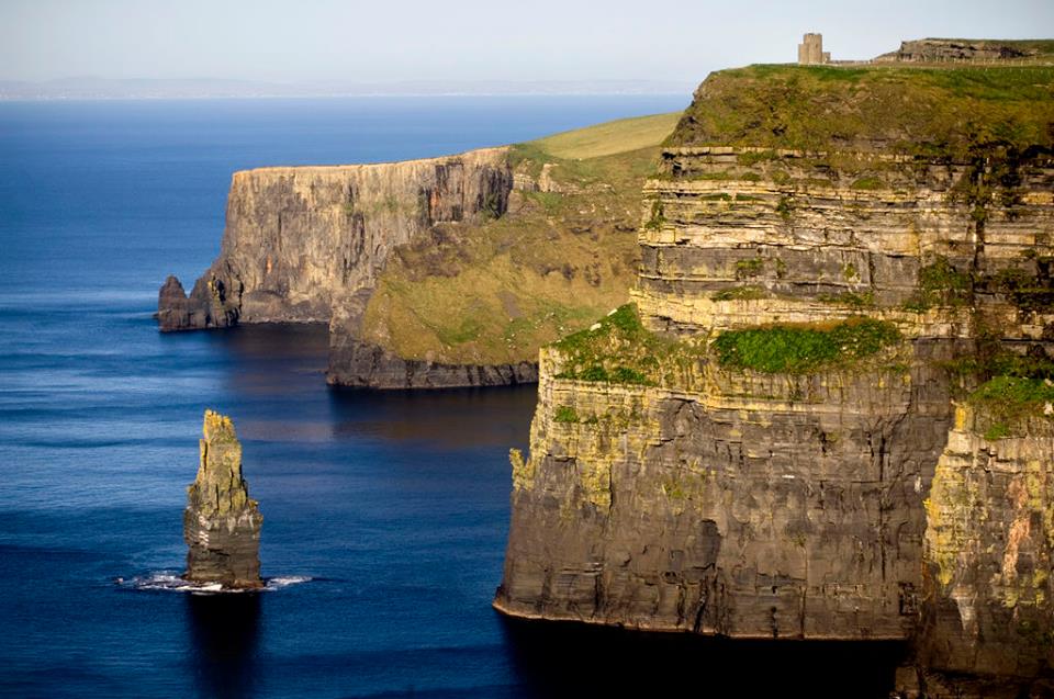M_White_Hotels's tweet photo. It's summer time so why not make a top 10 bucket list of sights to see across Ireland.
We would start with The Cliffs of Moher in Co.Clare. These are an impressive sight to see standing at over 500ft high!
#visitireland '#sightstosee #exploreclare https://t.co/JRjlzv3RG6
