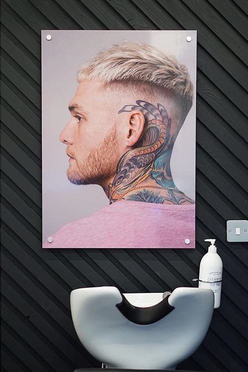 RainforestAlbum's tweet photo. Nice and effective way of displaying your work. Wall Mounted Print @chambersofsheff https://t.co/pTTYcmRMxL  #Sheffield https://t.co/F50xe0P49a