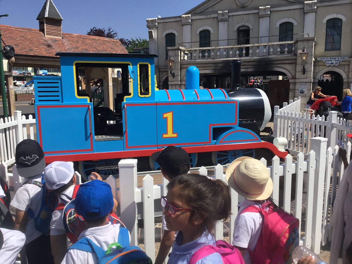 edgewickprimary's tweet image. Year 1 had an amazing time at Drayton manor yesterday