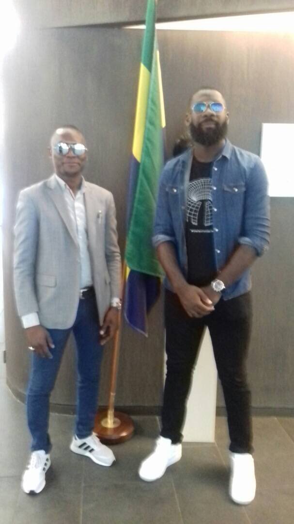 Quel plaisir pour moi de rencontrer ce champion #gabon-ais, Anthony Obame <a href="/AnthonyObame/">Anthony Obame Off</a> qui fait la fierté du pays à travers le monde. #Paris #France