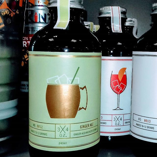 DesignLollypop's tweet photo. Lovely packaging from @34oztonic 
#packagingdesign #packaging #design #graphicdesign #printdesign #labeldesign https://t.co/pntjqwDEzN https://t.co/8J8kM5nnsW