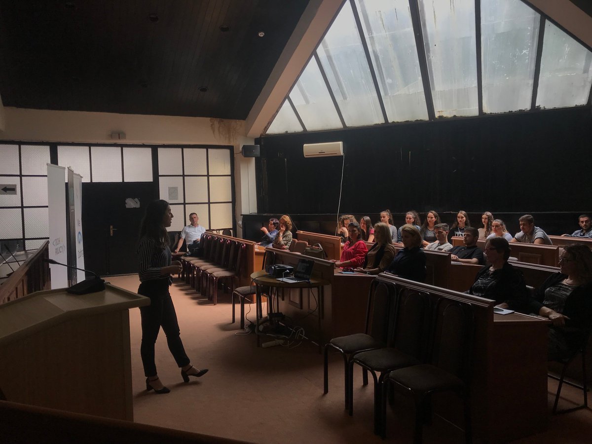 OpenDataKosovo's tweet image. #HappeningNow: Our team is at the municipality of Viti, meeting and brainstorming with active citizens and officials about local needs and the possibility of digital solutions!

#Tech4Policy is a project funded by @EUKosovo and implemented by @OpenDataKosovo and @GirlsCodingKS