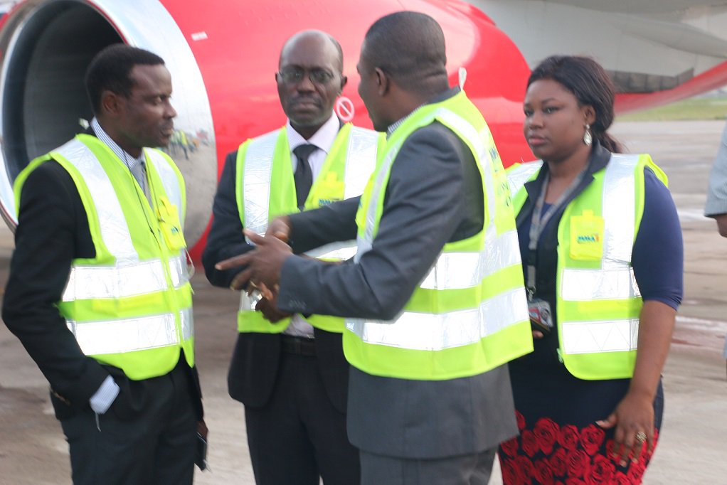 MMA2Bicourtney's tweet image. It was all smiles yesterday as Max Airline undertook a successful #DemoFlight to #MMA2, Ikeja, Lagos. The airline is billed to commence domestic flight operations from Monday July 2, 2018. #MoreThanATerminal #FridayFeeling💃🕺