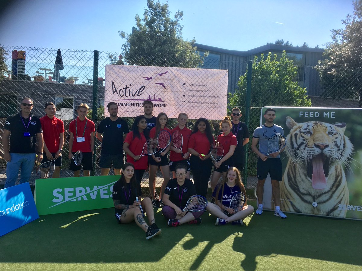 #Hampshire @ActiveCN’s team set up & ready to deliver in the Participation Zone #Fusion100 #Southsea Trophy @CanoeLake_Ports. Great to work with partners to promote community #Tennis #TFServes #ACNHamp