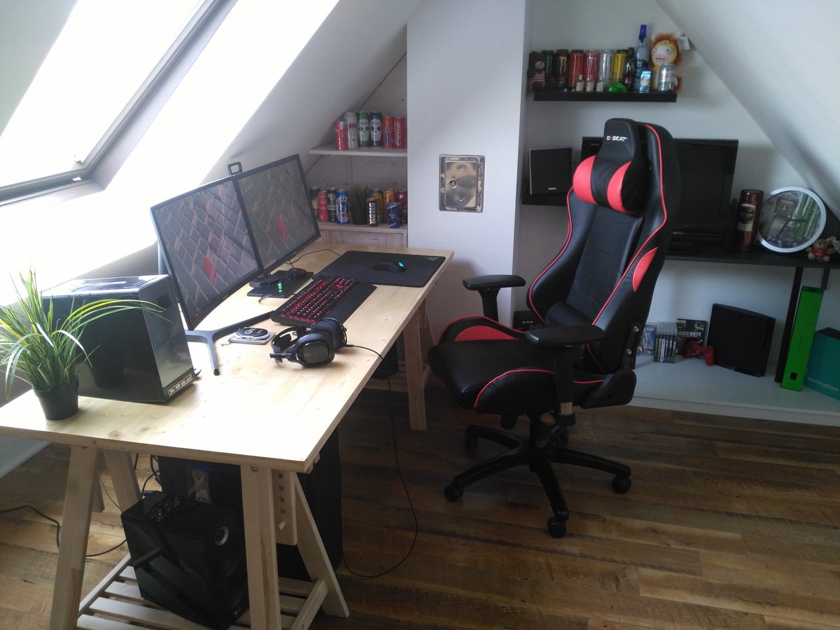 GNZIIII's tweet photo. Après quelques années j'ai réussi à avoir un Setup de qualité
@CORSAIRFRA @SteelSeriesFR @BenQFrance @SamsungFR @LG_France @BequipeGaming (@OservEsport) @ASTROGamingFR @Sony @Razer @materielnet (Pc Respawn V2) @IKEA_France @leroymerlinfr @PlayStationFR #DXseat. Cable managment :D https://t.co/np90uTiqmM