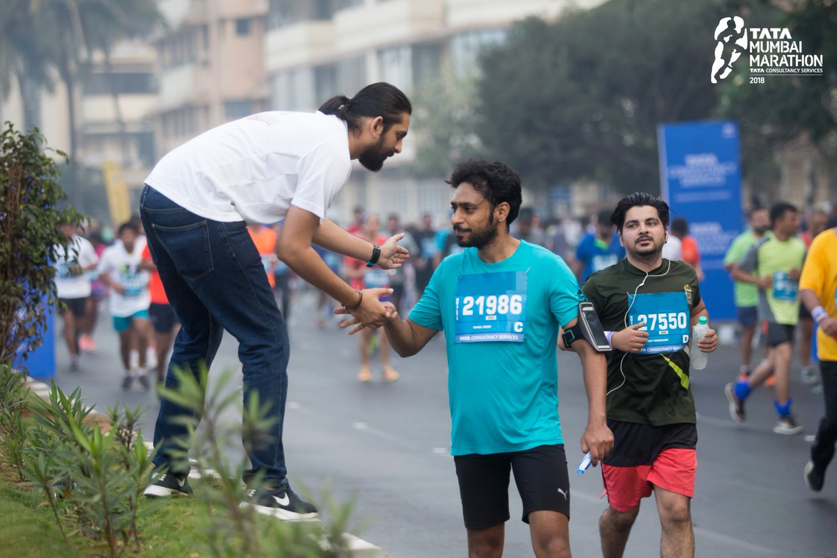TataMumMarathon's tweet photo. It’s simple things like this, that make the world a better place!

#FridayFeeling https://t.co/bmnyz2kBqg