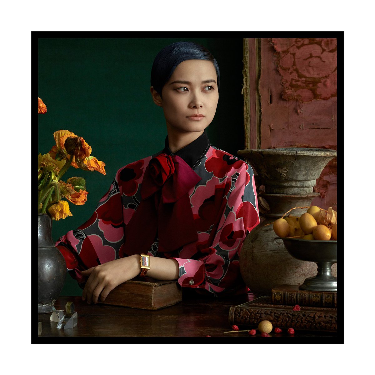 Presenting the new #GucciTimepieces and #GucciJewelry campaign featuring #ChrisLee. Shot by #JuliaHetta, the imagery evokes Flemish still life paintings from the Dutch Golden Age.
Art Direction: Christopher Simmonds