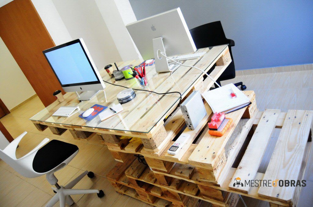 Mestredobras cool, veja as dicas do mestre. 
Soluções inteligentes para redecorar a sua casa. 
Siga as nossas redes sociais e visite o nosso site. 
mestredobras.pt 
#arquitetura #ambiente #livingroom #archdesign #artworks #home #homedecor #homestyle #interiordesigne