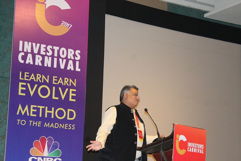 Traderscarnival's tweet photo. Few analyse markets like @kapil_tandon At #IC2017, Delhi, last year, whether it was reg USDINR, IT Stocks, Nifty Top in Jan/Feb, the Midcap, Small Cap Massacre, Kapil absolutely nailed it. Pleasure to have him back at the sun kissed beaches of Goa this October #IC2018 https://t.co/D9H97Prr29