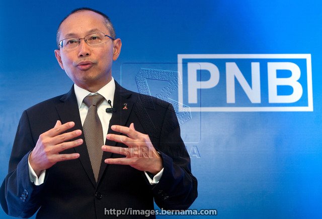 bernamadotcom's tweet photo. Former Governor, Zeti appointed as PNB Chairman, Abdul Wahid Omar retires - Statement https://t.co/gquJtjVMz7