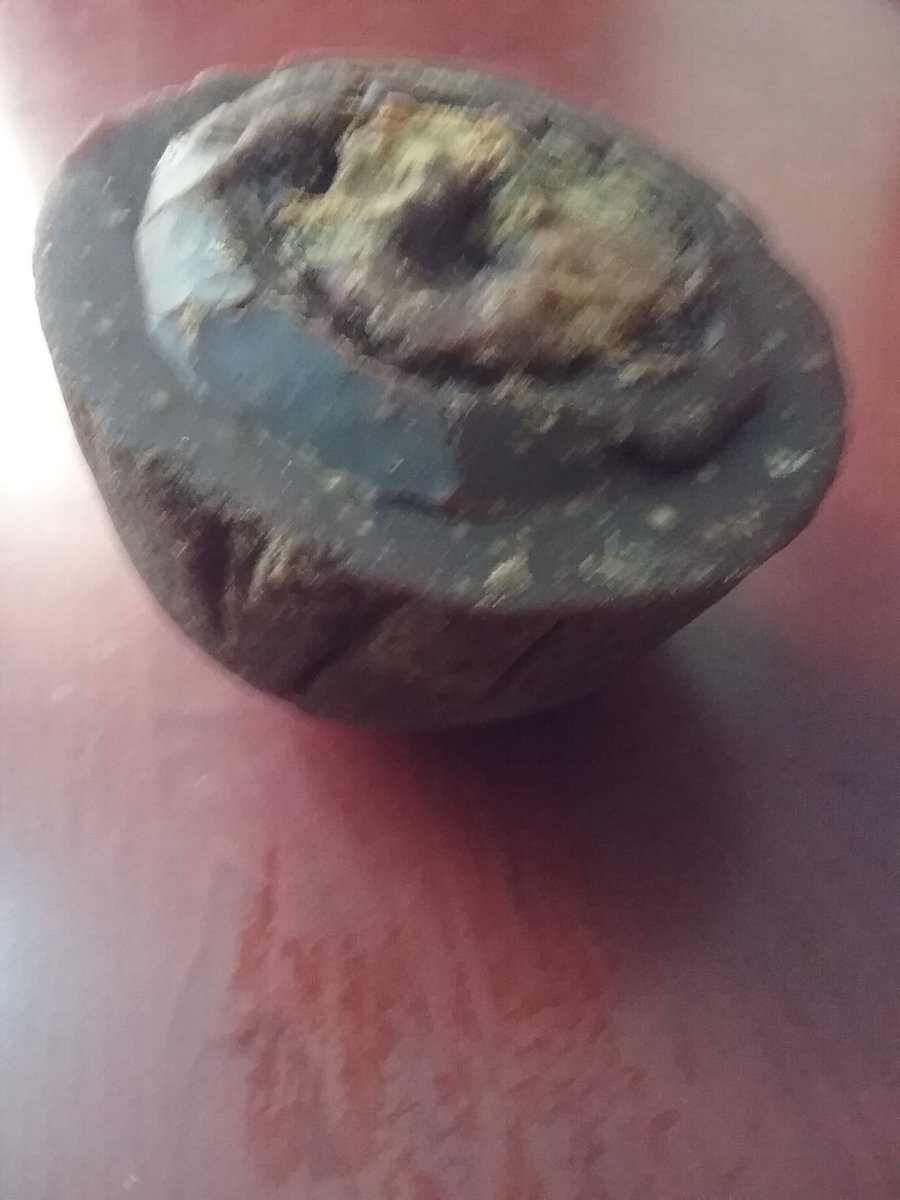 Mahesh10816's tweet photo. This is original Palm jaggery  ( panai vellam in tamil ). We use this instead of sugar. Free from chemicals. If jaggery is bright yellow in colour then it's not pure, chemicals are added. https://t.co/8AE30p8I7k