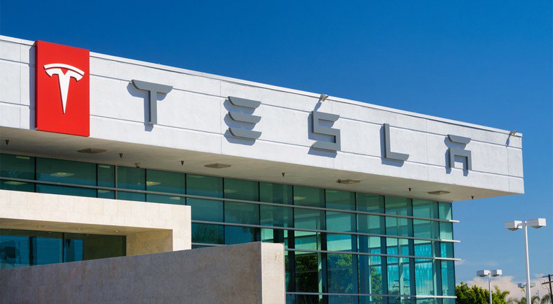 WebrazziEnglish's tweet photo. Tesla posted jobs on Linkedln for new store in Istanbul https://t.co/xl91DL840r https://t.co/WxjsoABno2