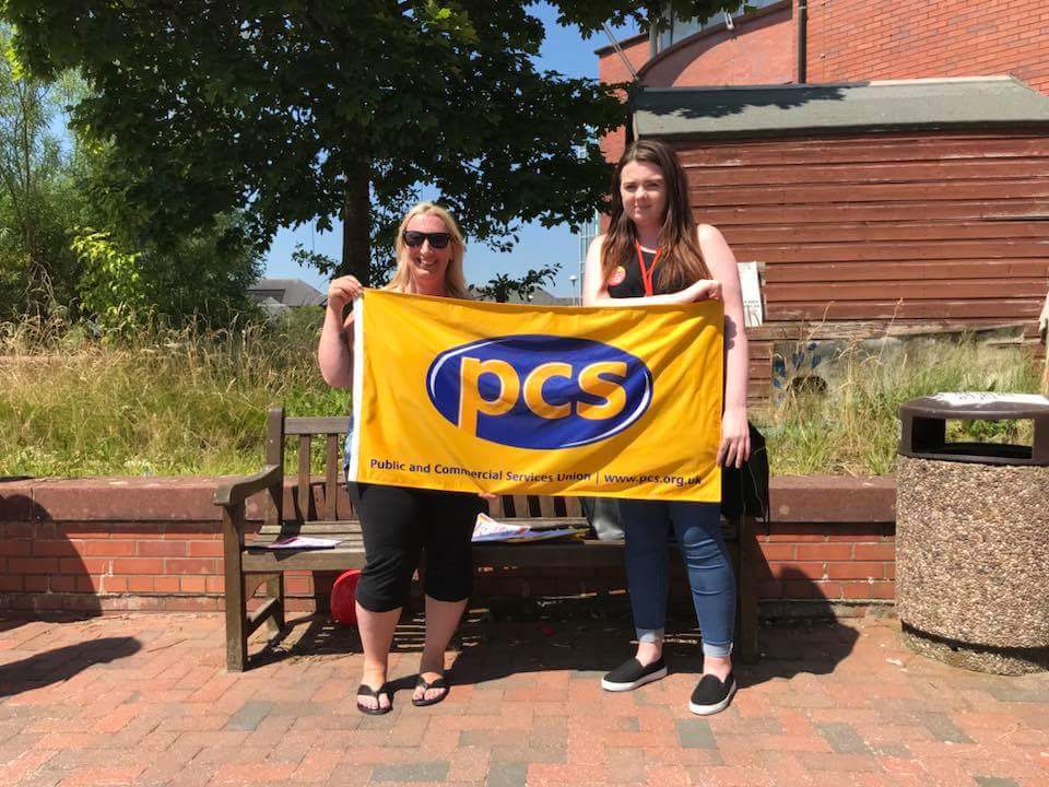 PCS_Scotland's tweet photo. Some pics from East Kilbride pay-day protest https://t.co/jWUrvgx9l7